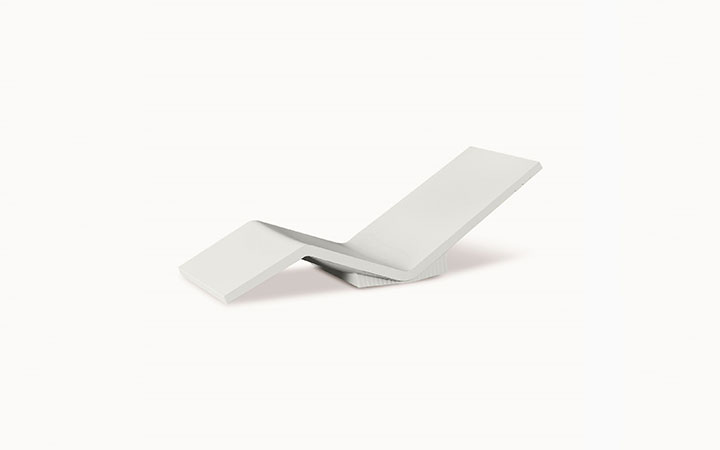 Aqua Lounger Bed by Serralunga Furniture Lounge